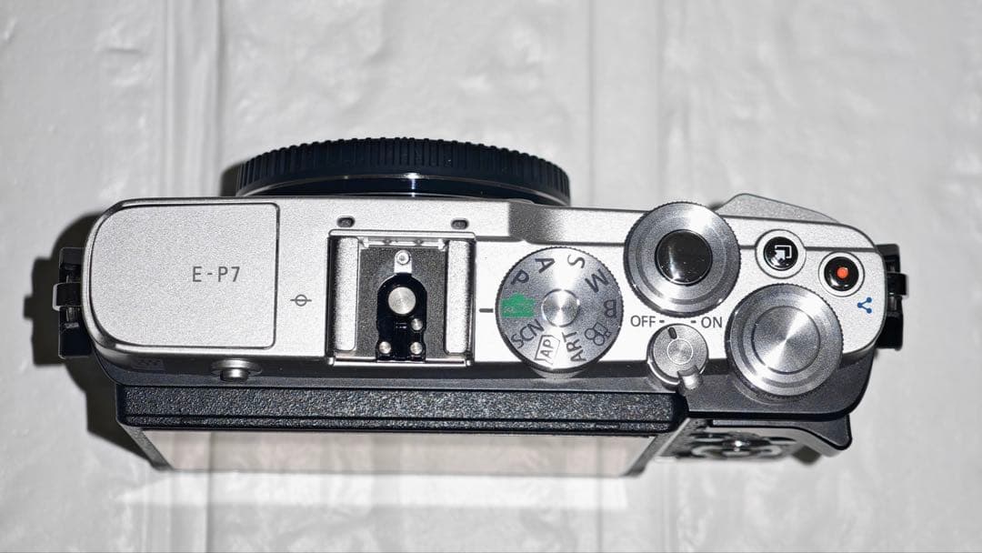 12/10までOlympus PEN E-P7 ボディ ショット数1633枚