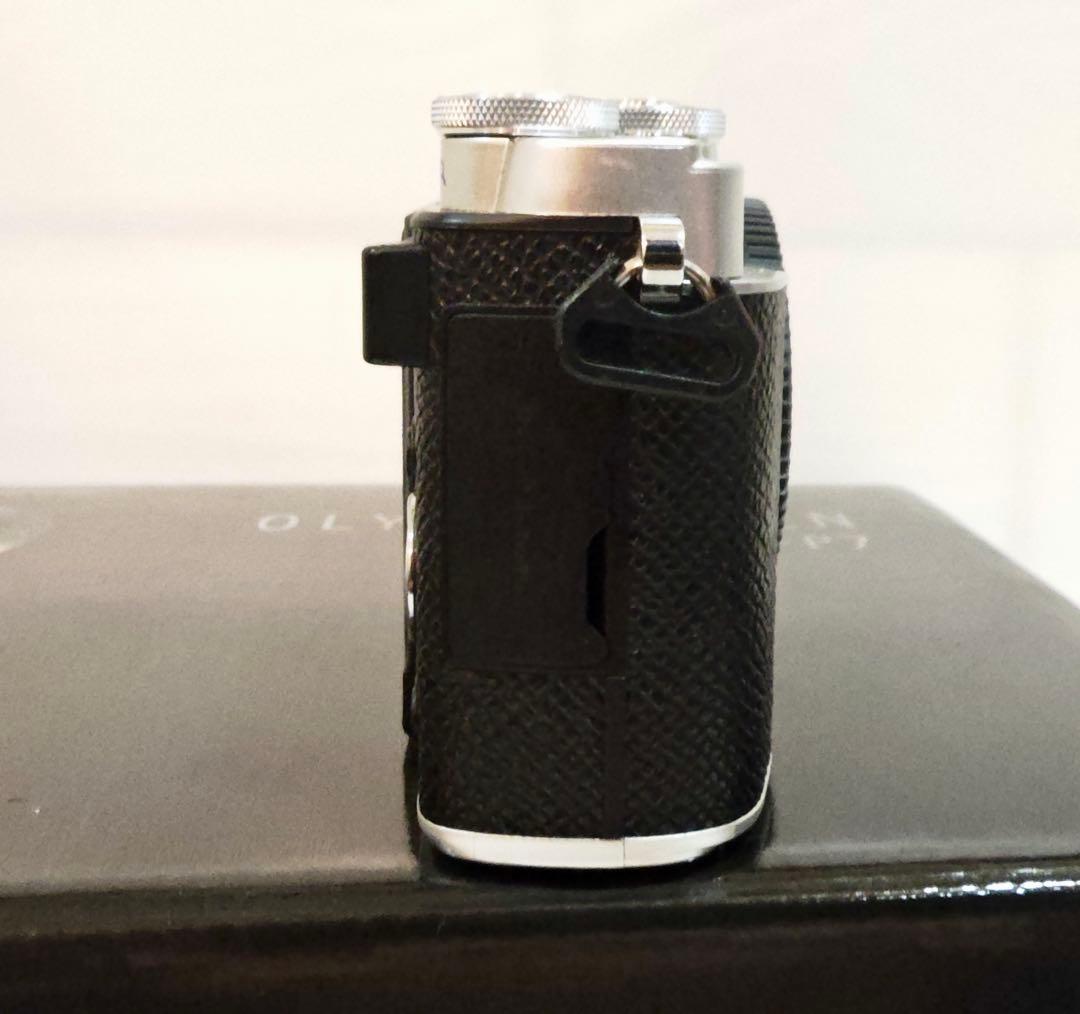 12/10までOlympus PEN E-P7 ボディ ショット数1633枚