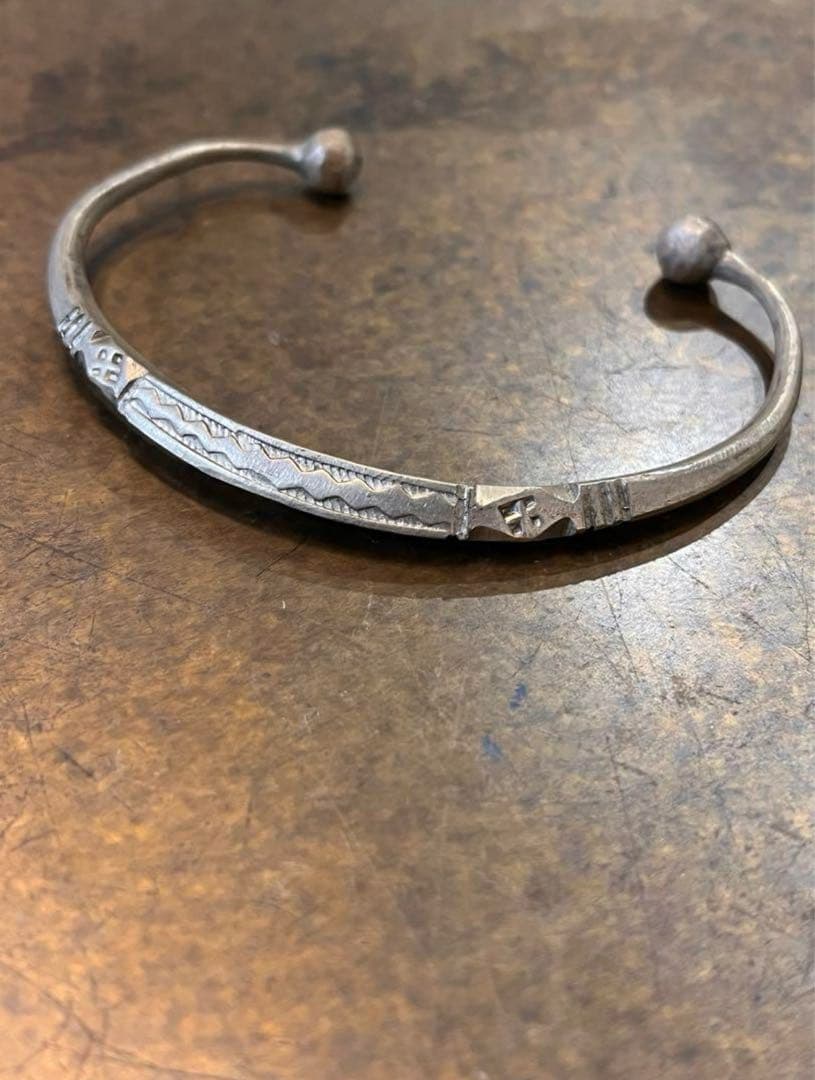 トゥアレグ　tuareg バングル