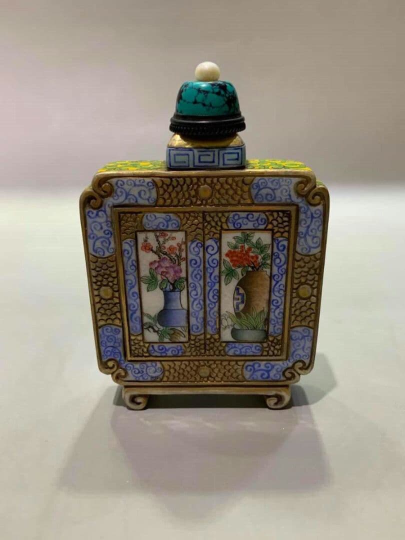 中国料器 清時代 大清乾隆年製 鼻烟壺 大清乾隆年制款 中国古玩 陶瓷器 陶磁器