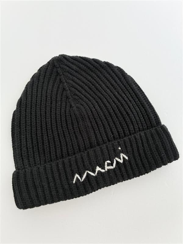 大人もOK! Marni マルニ . 刺繍ロゴ リブ ニット帽 ニットキャップ