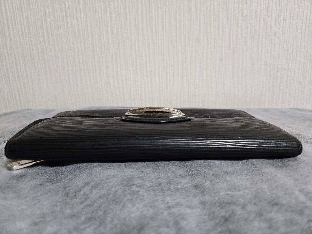 Louis Vuitton ルイヴィトン エピ 長財布 三つ折り財布 ウジェニ