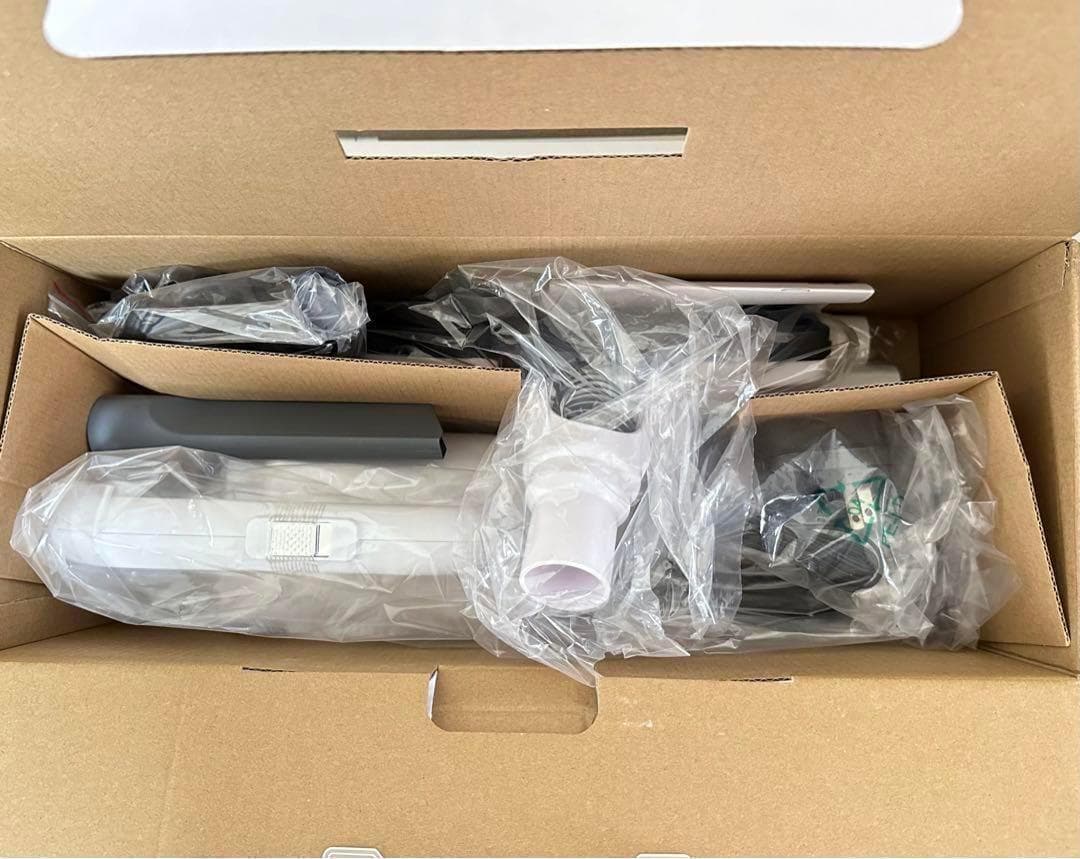 ⭐️強力吸引 超軽量 掃除機 コードレス スティッククリーナー⭐️