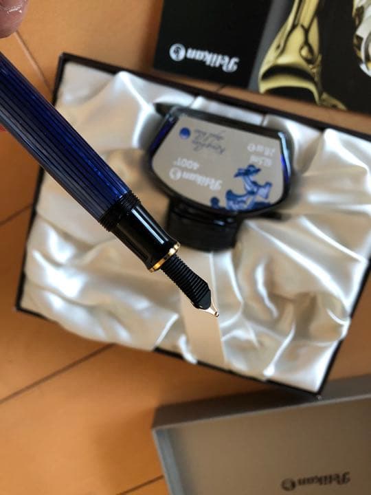 ペリカン 万年筆 Pelikan M600 ギフト化粧箱入りボトルインク付き