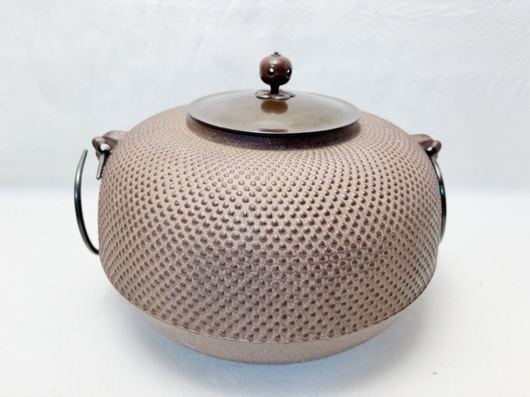 ほぼ未使用 茶道具 釜師 佐藤 浄清造 霰地紋 平丸釜 釜印 釜鐶付 栞 共箱