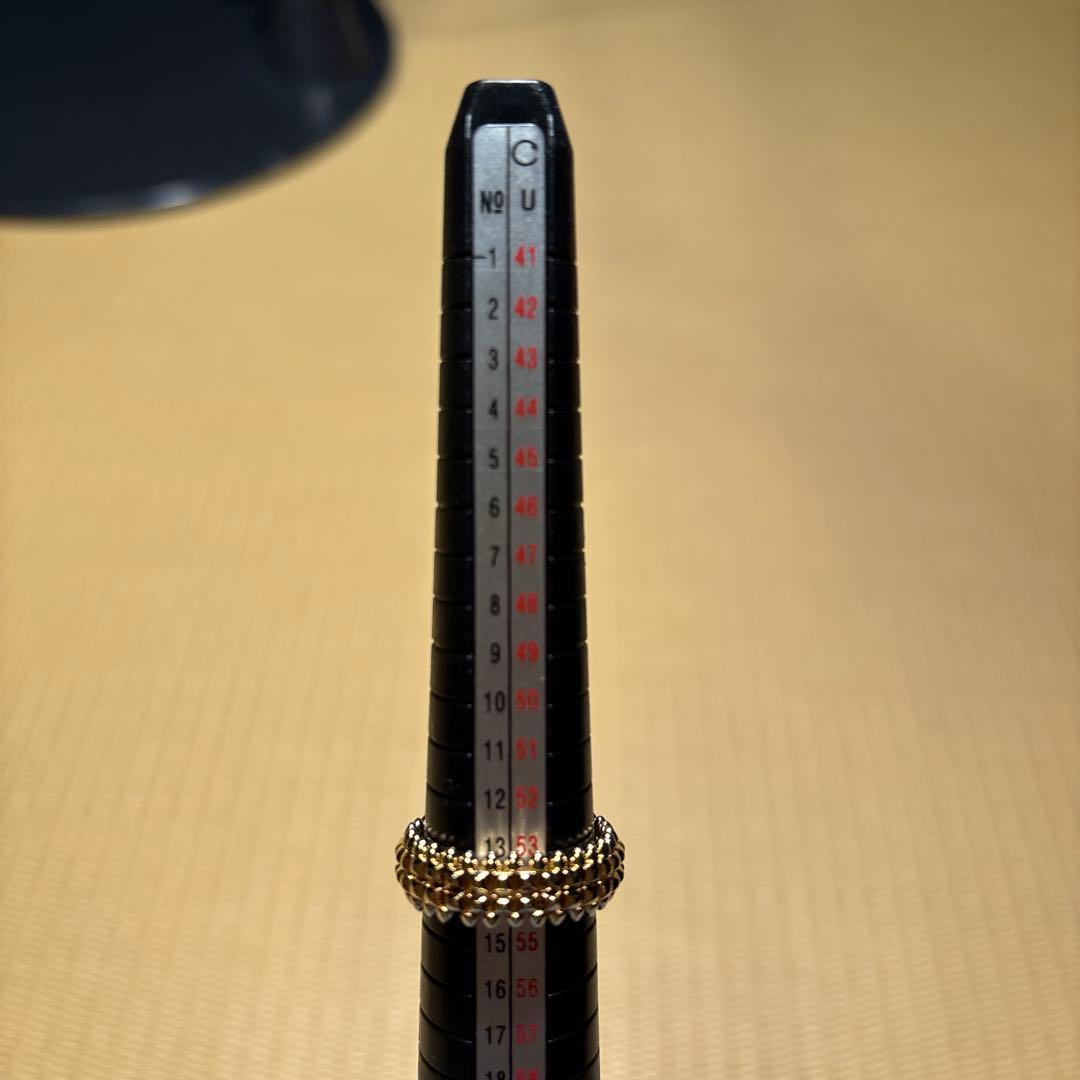 指輪（リング）　ピアス　セット　動くパーツ　 ゴールド色