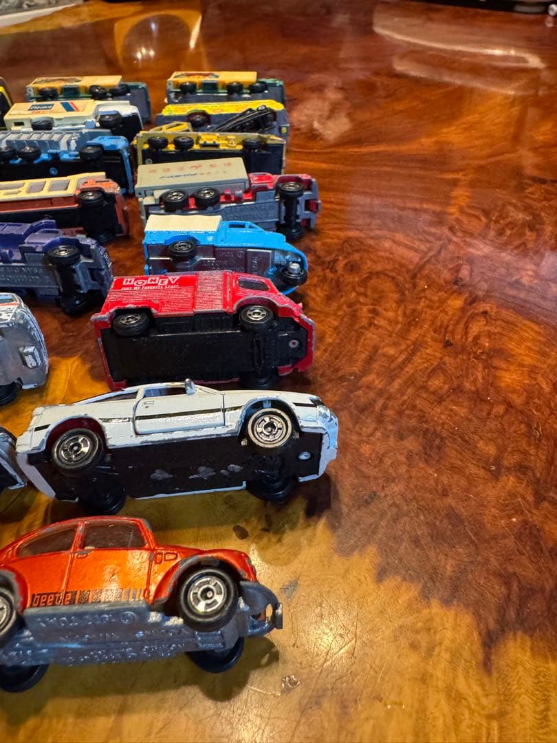 昭和レトロトミカ23台まとめレア含む、状態悪いバラ売り値下げ不可　ジャンク