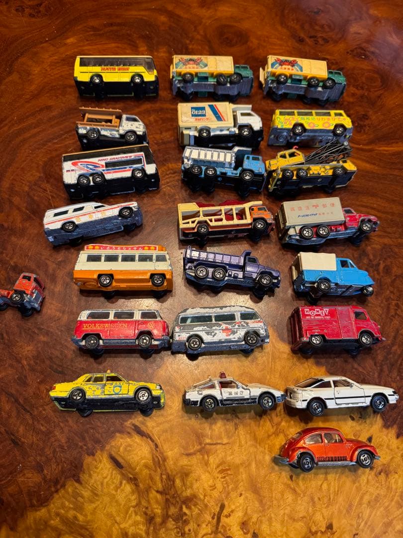昭和レトロトミカ23台まとめレア含む、状態悪いバラ売り値下げ不可　ジャンク