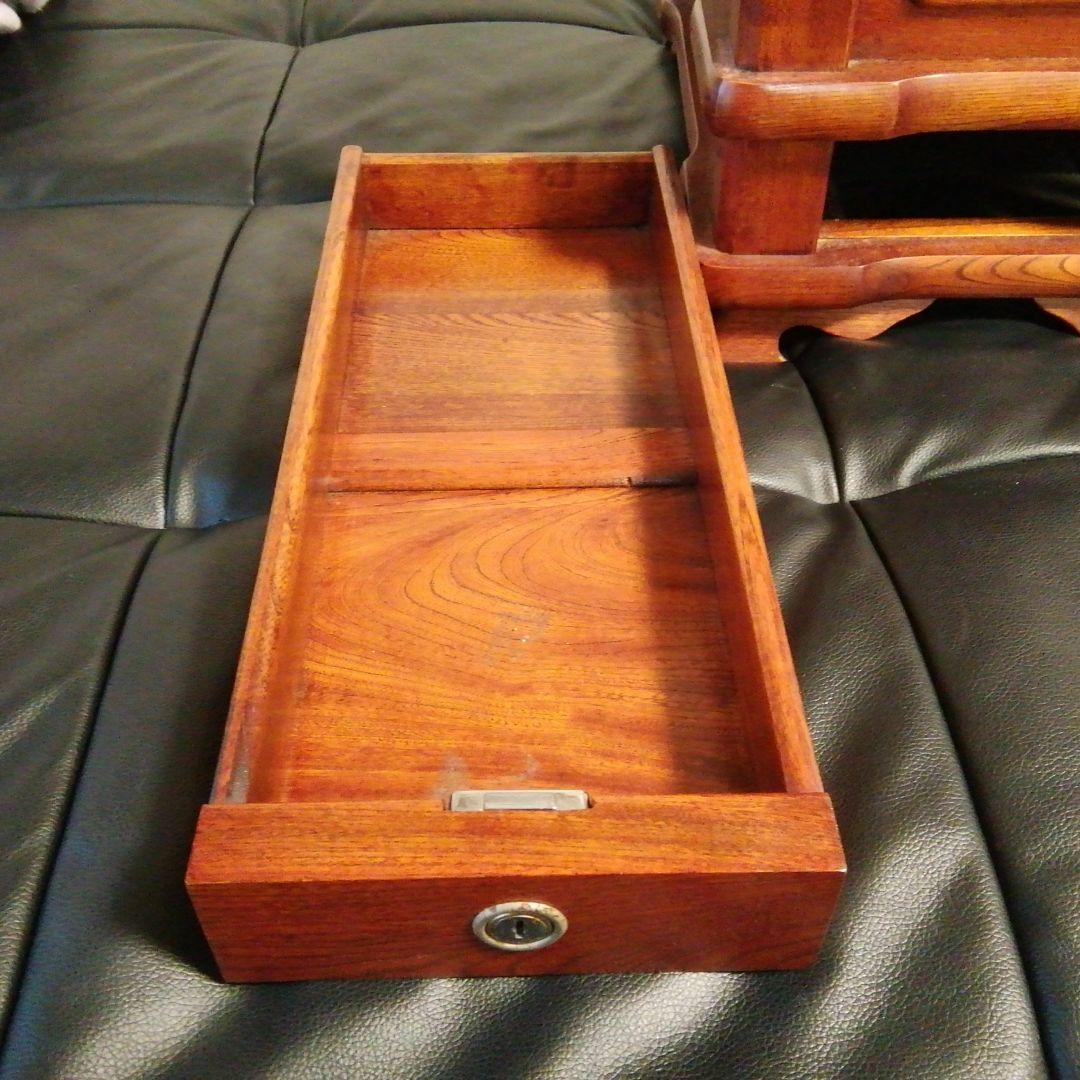 賽銭箱　欅(けやき)