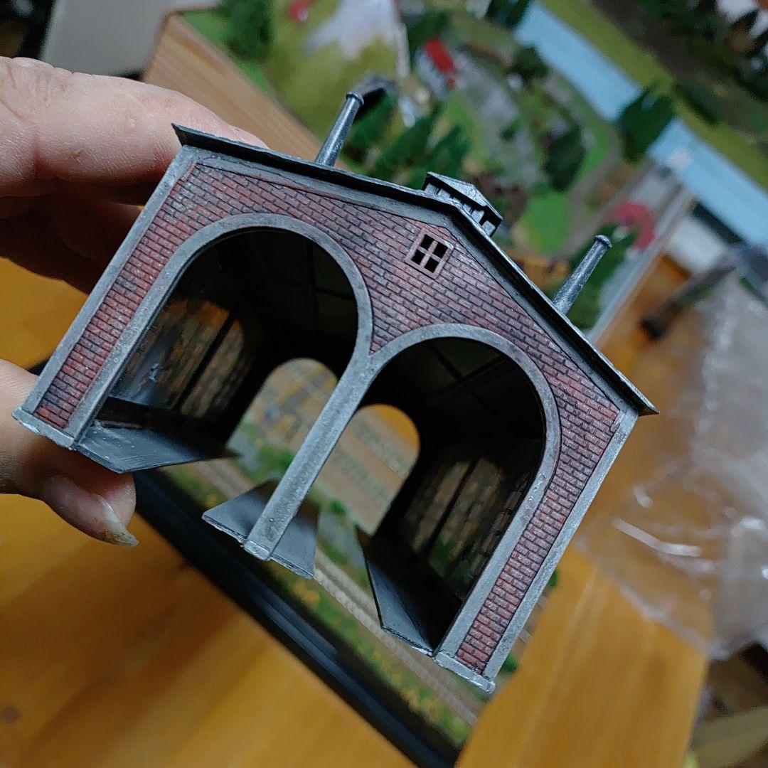 専用出品❗️✨HG仕上げ✨レンガ造り機関庫展示用ケース付き✨３線仕様❗