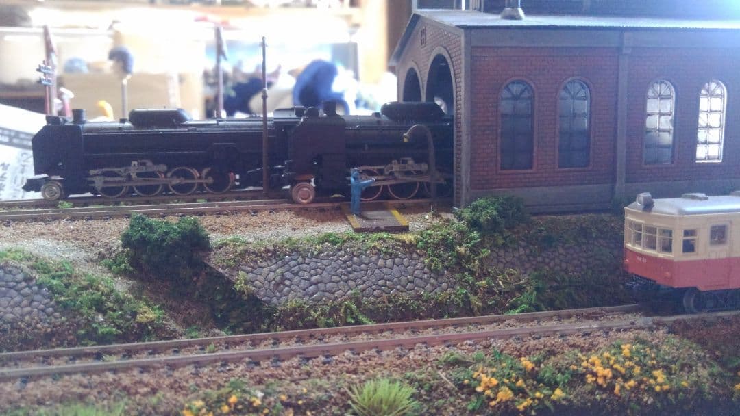 専用出品❗️✨HG仕上げ✨レンガ造り機関庫展示用ケース付き✨３線仕様❗