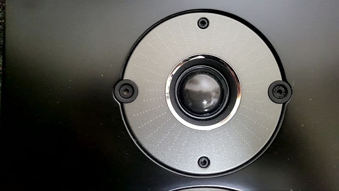 DALI　OBERON ONWALL BA 2台1組　 ４台2組　用相談可