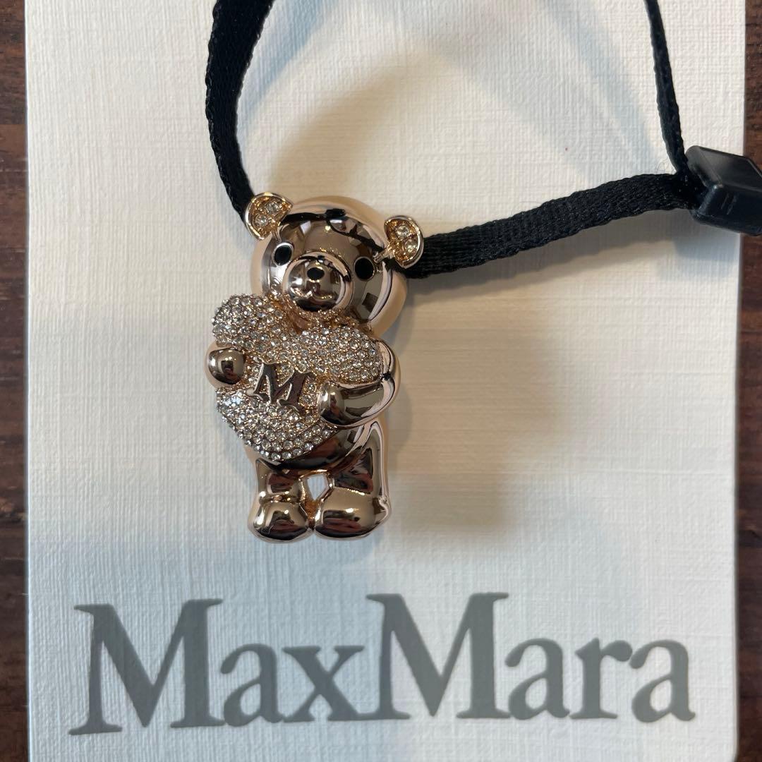 MAX MARA テディ ブローチ