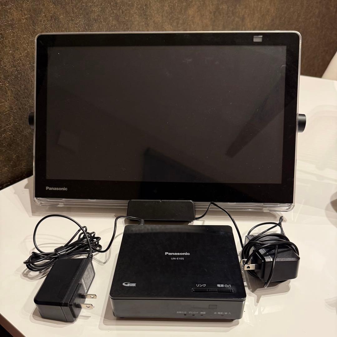 【極美品】Panasonic プライベートビエラUN-15CN10D