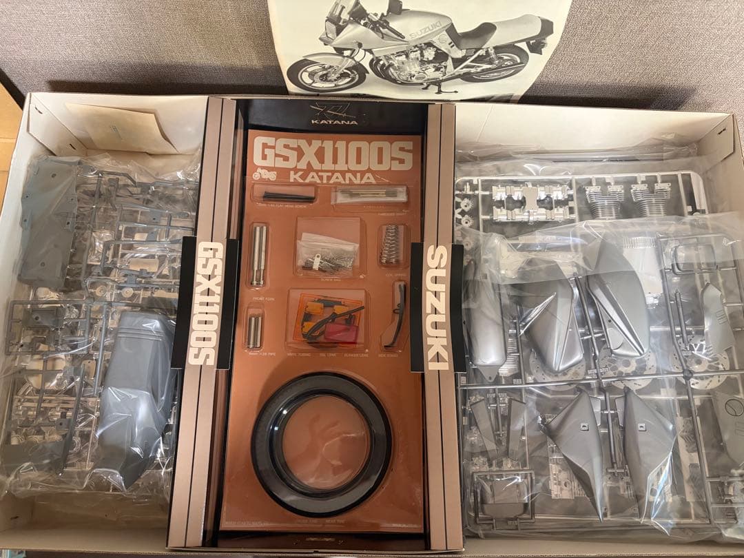 TAMIYA GSX1100S KATANA 1/6スケール