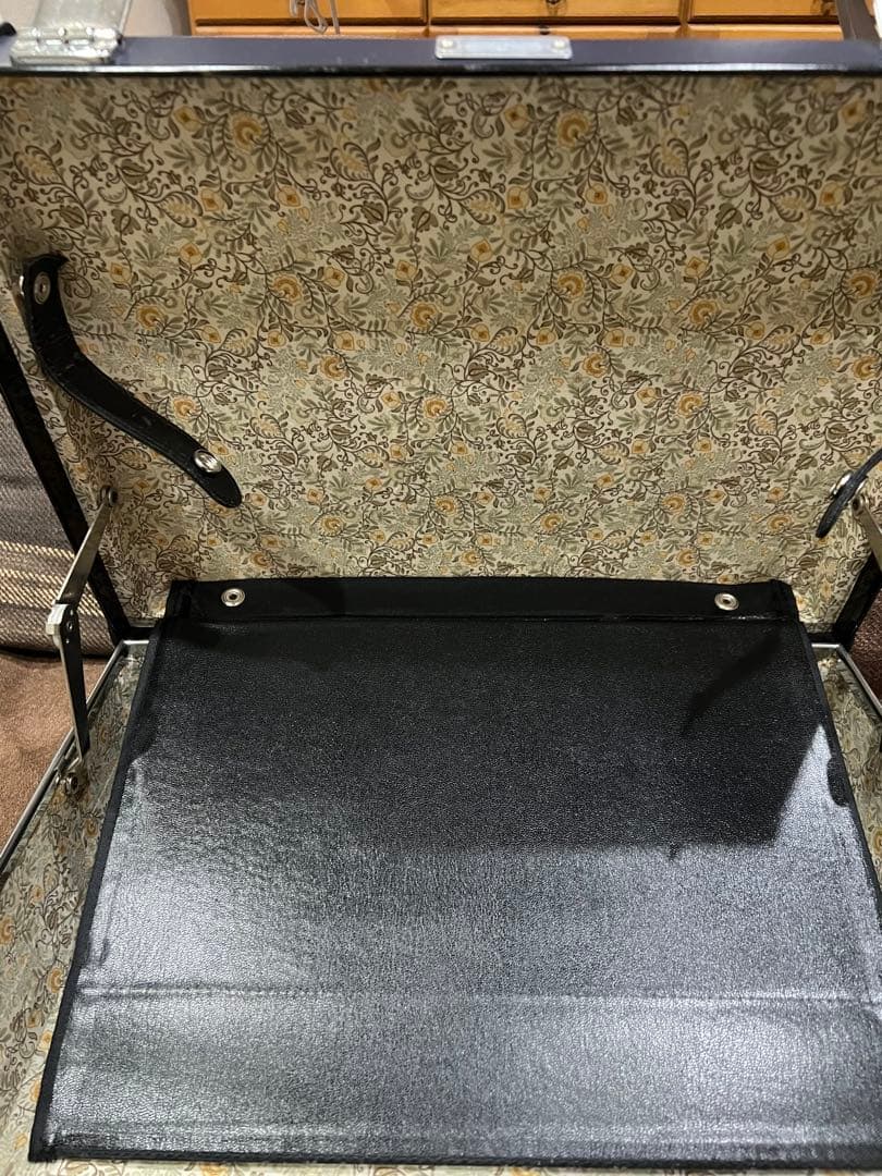 グローブトロッター×トゥモローランド アタッシュケース