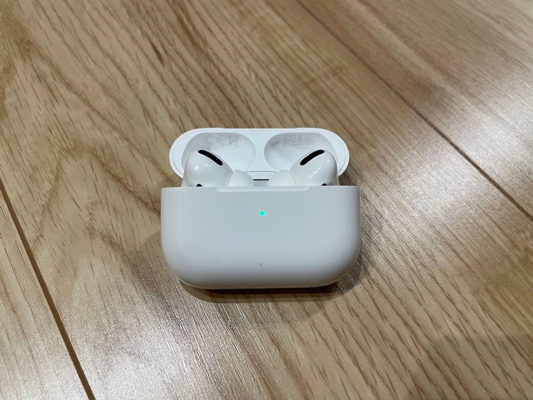 AirPodsPro 第1世代 MWP22J/A 右耳ノイズあり