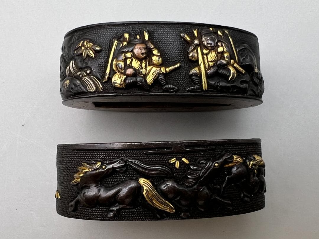 【海】江戸明治期　日本刀装具 人物馬文　金象嵌　縁頭　２点　骨董品　美術品