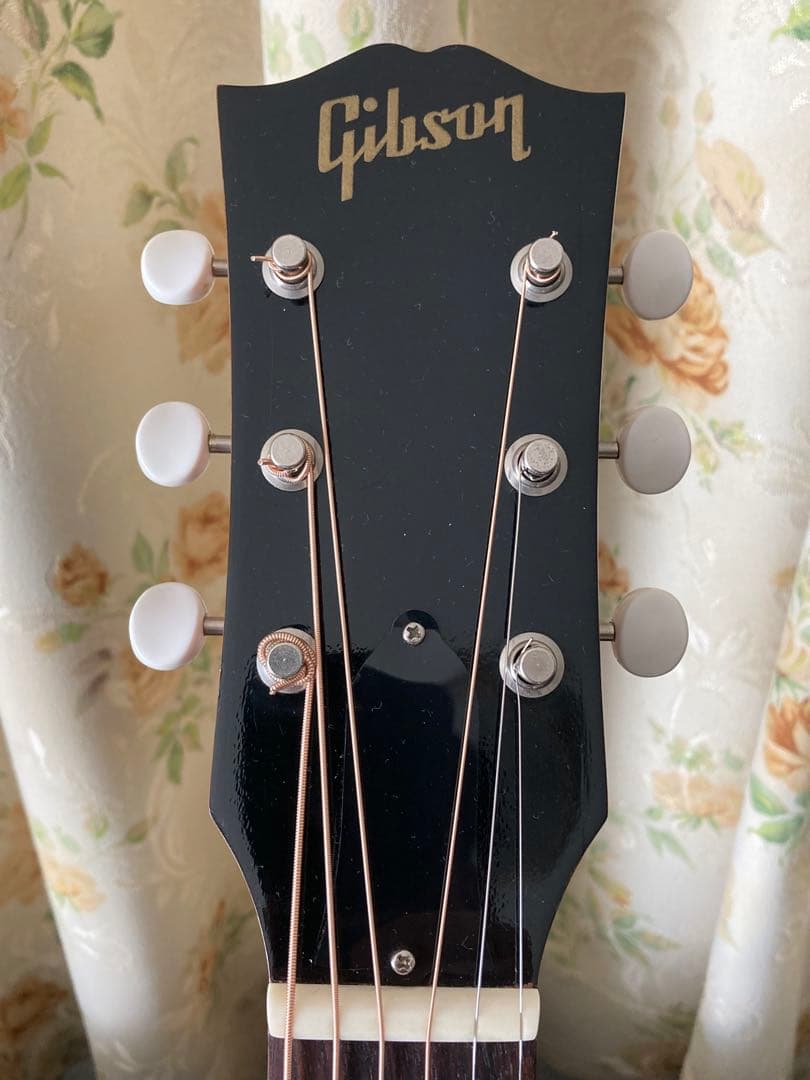 Gibson J-50 Historic Collection 2005年製