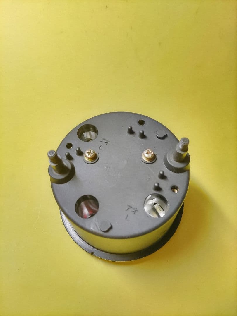 RZV500R　タコメーター　難アリ