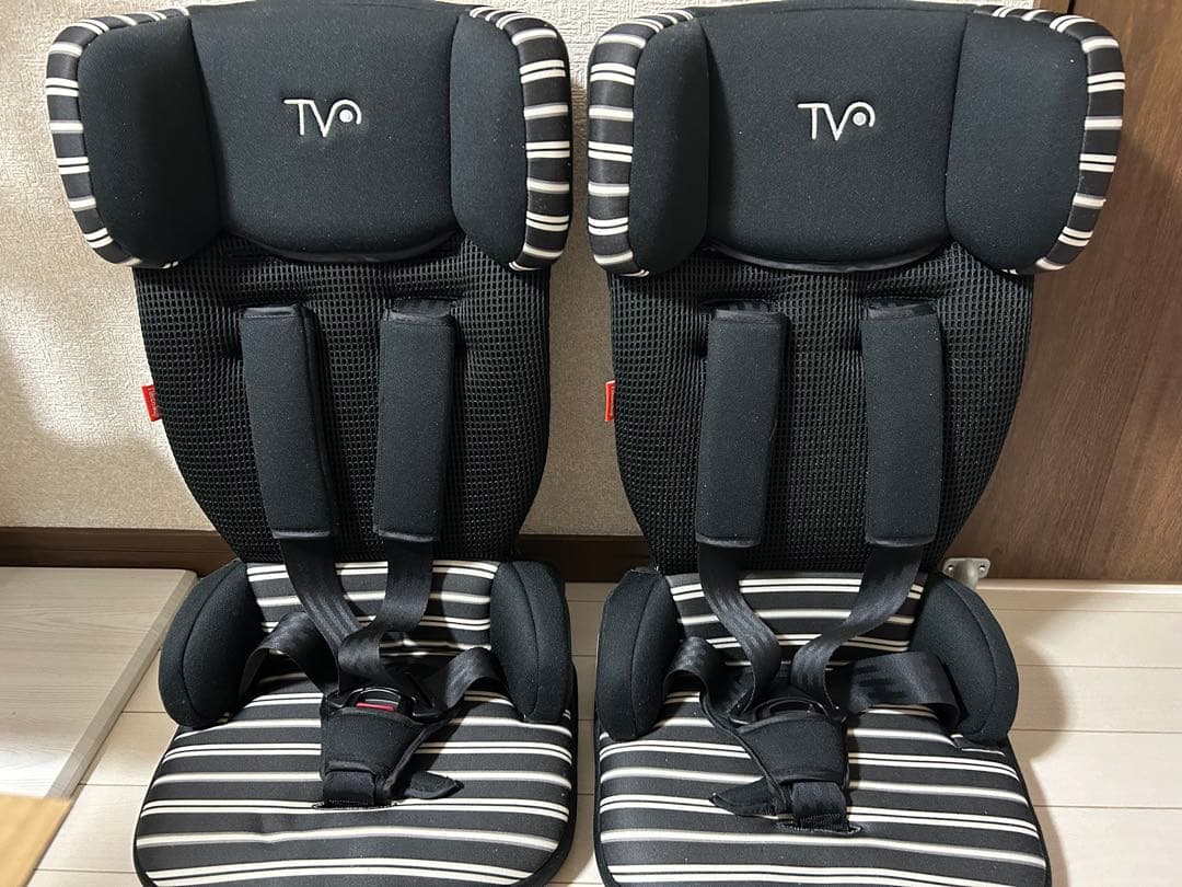 トラベルベスト　チャイルドシート2台セット