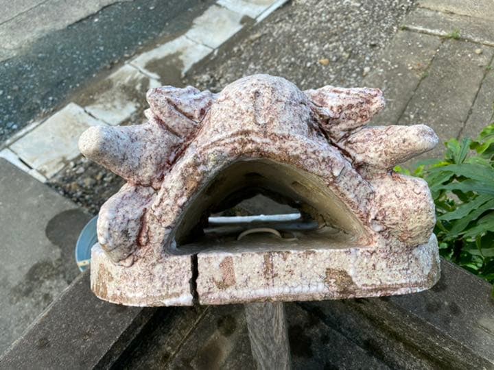 大幅値下げ！鬼板師による手作りの鬼瓦の置物になります。