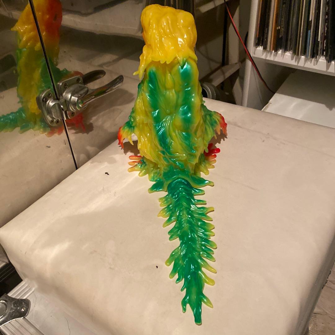 レインボー怪獣フィギュア ヘドラ　ベアモデル