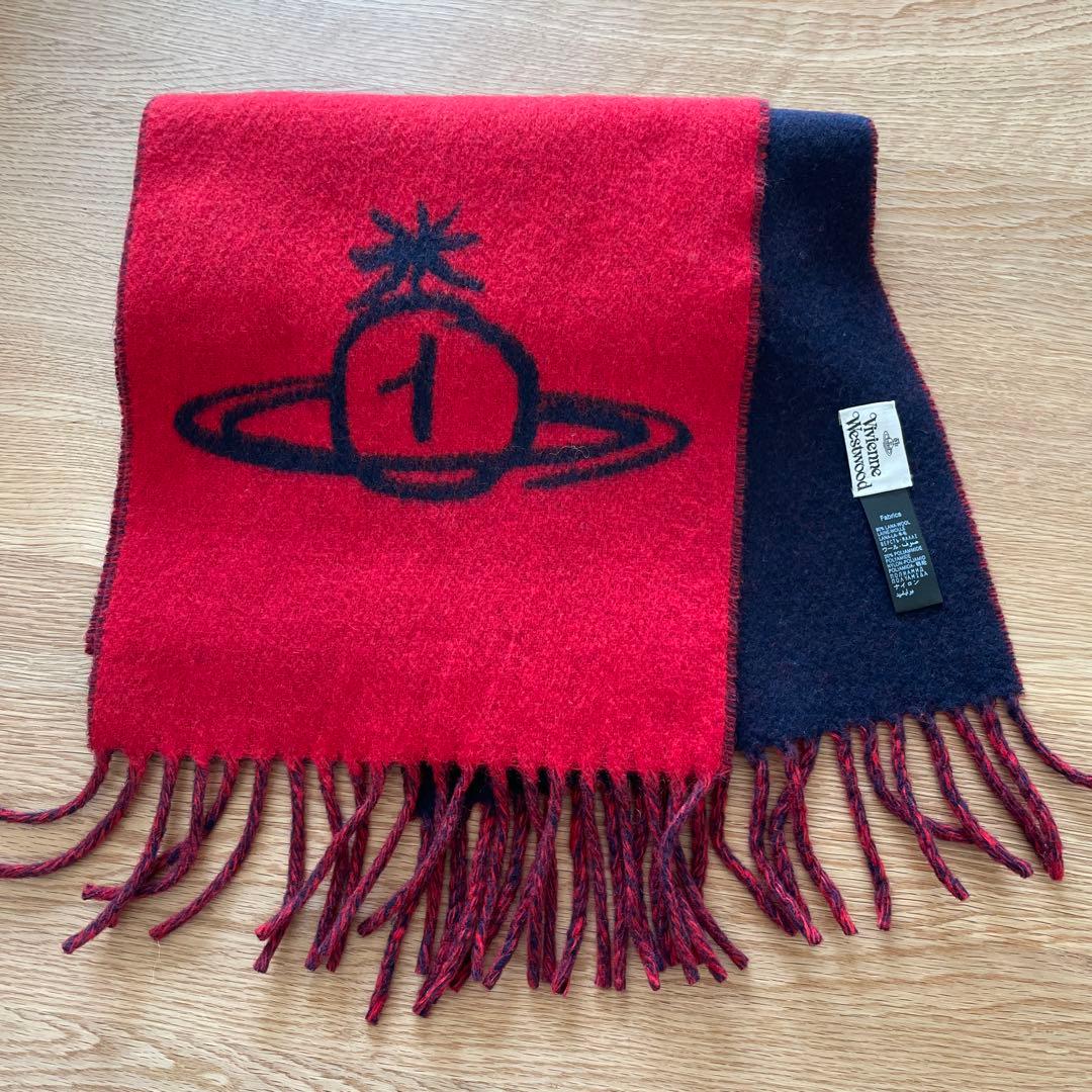 25日までクリスマス特価Vivienne Westwood マフラー