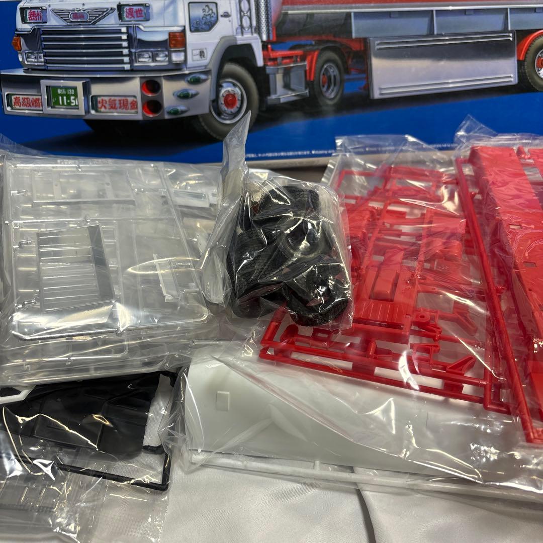 露*香様 1/32 バリューデコトラシリーズ No.1 鮫肌慕情 大型ローリー