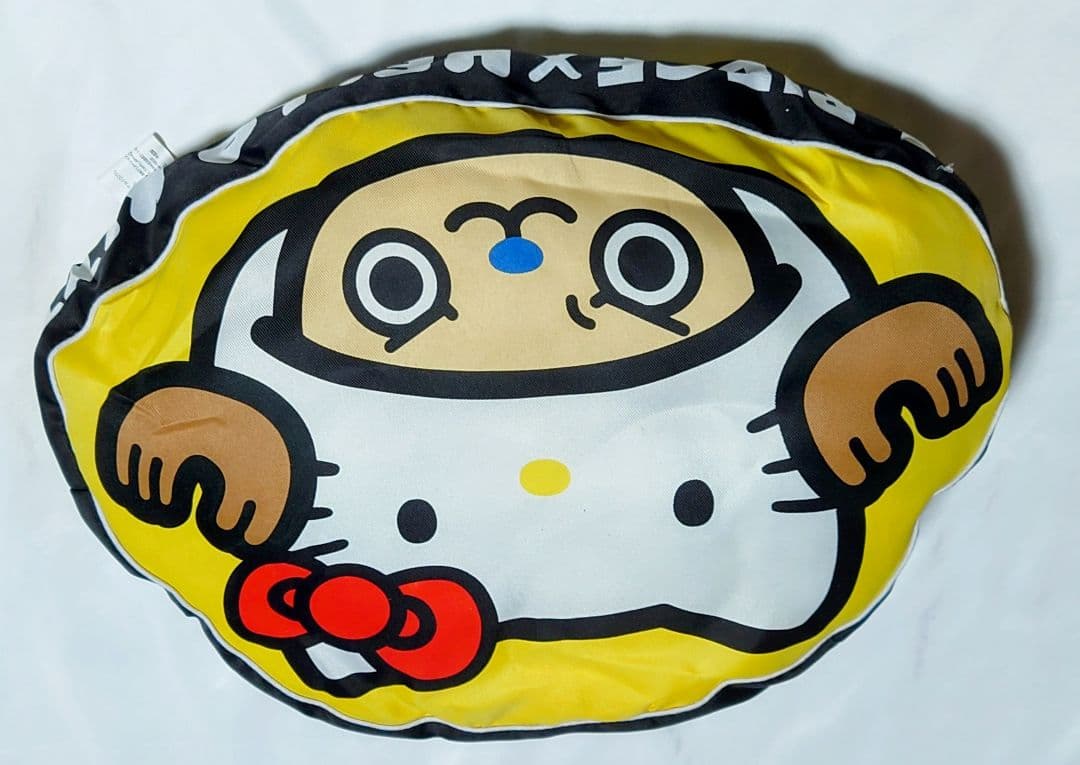 サンリオハローキティおでかけスクーター、他グッズ。