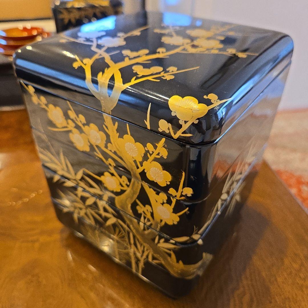 漆器 お屠蘇セット 黒地 金色花柄