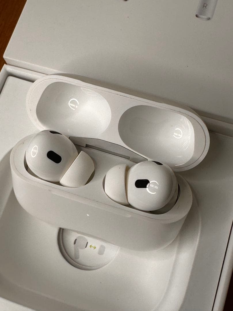 【正規品】AirPods Pro 第2世代 MQD83J/A M6QWP