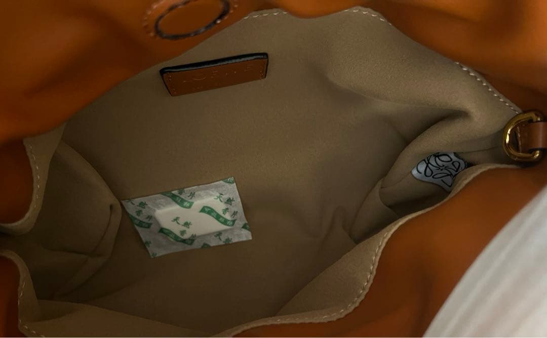 け*ろ様 LOEWE ブラウン ショルダーバッグ