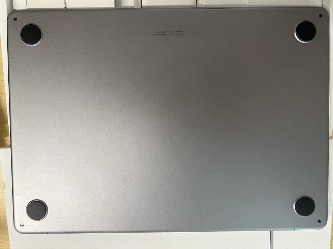 MacBook Air (M2, 2022) 本体 256GB 電池100％