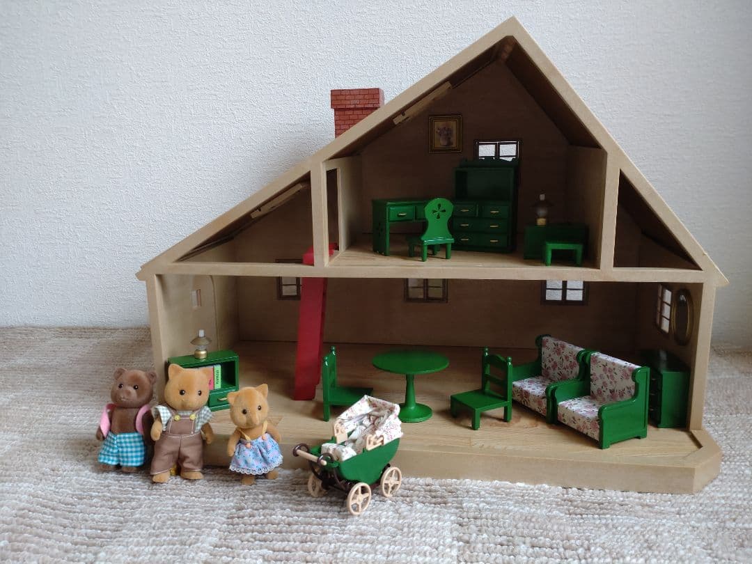 シルバニアファミリー　デラックスハウス　小物類付