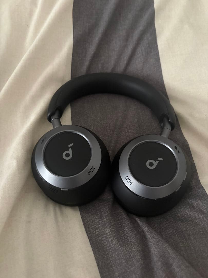 美品 soundcore Space one pro ワイヤレスヘッドホン