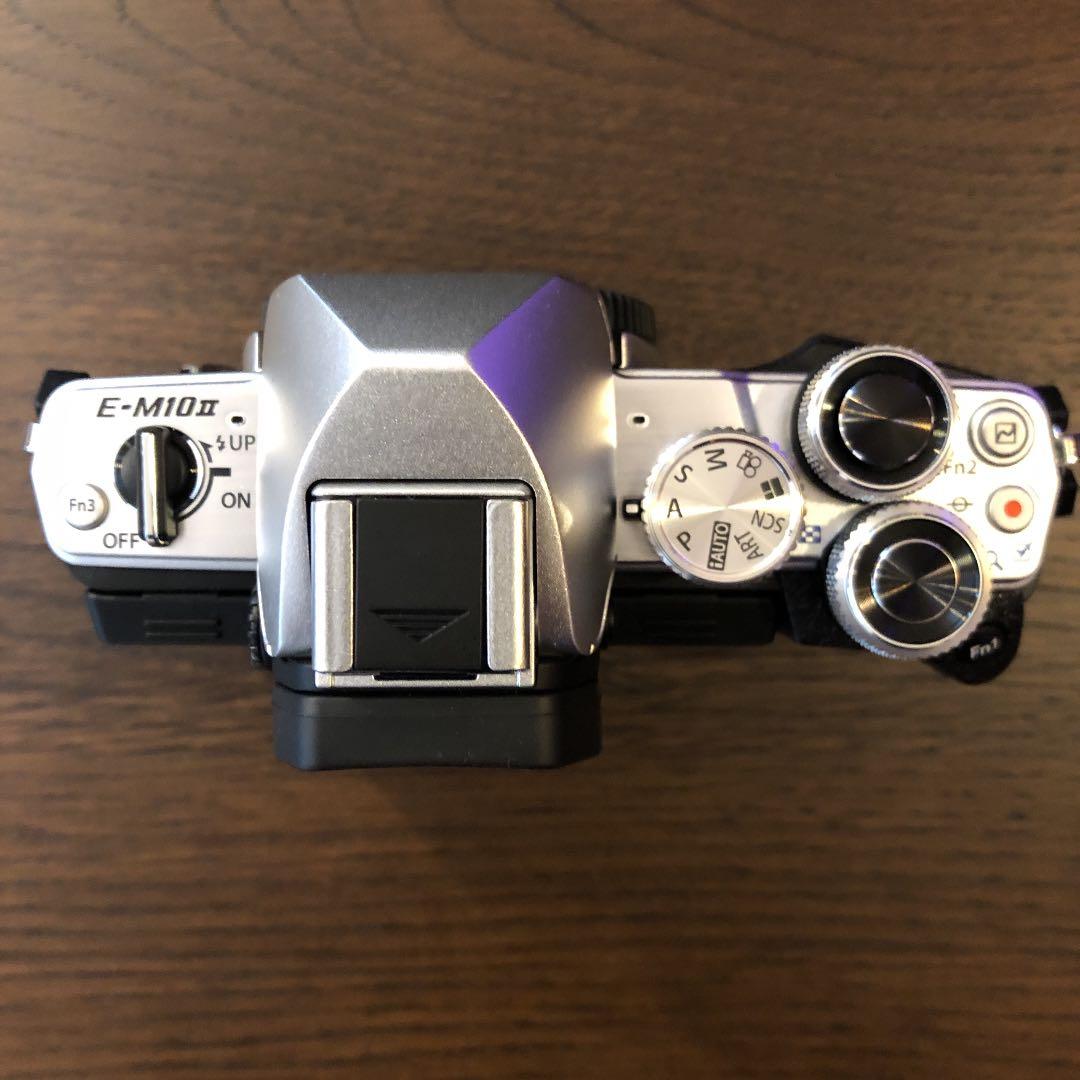 OM-D E-M10 Mark II EZダブルズームキット　シルバー