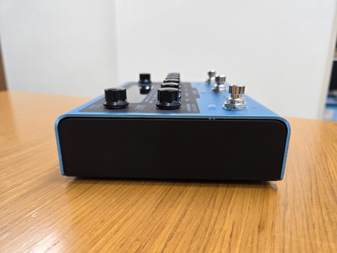 【極美品・試聴のみ数回】AmpliTube X-Space ※付属アプリなし