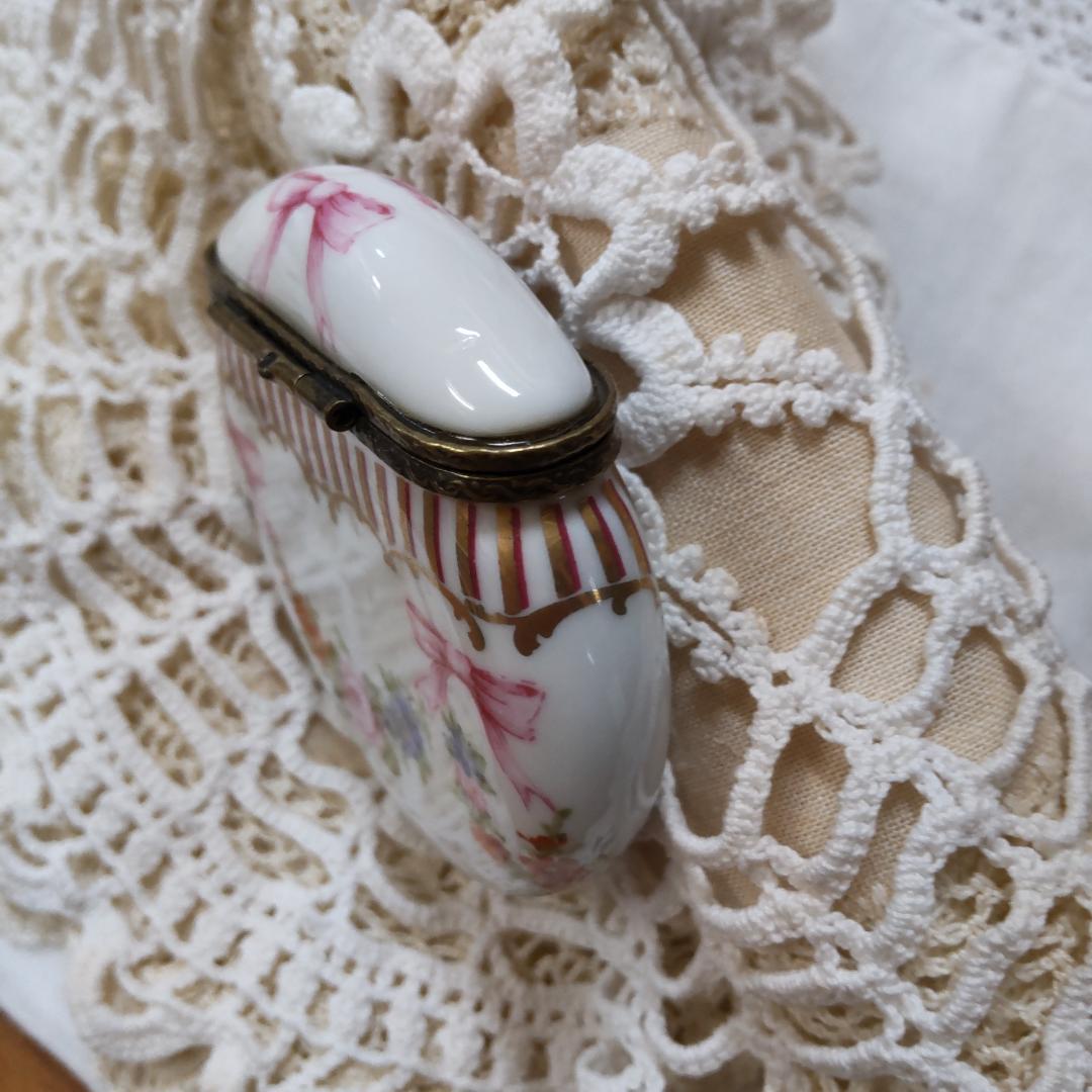 リモージュ　風　ピルケース　陶器　ヒンジボックス　アンティーク風