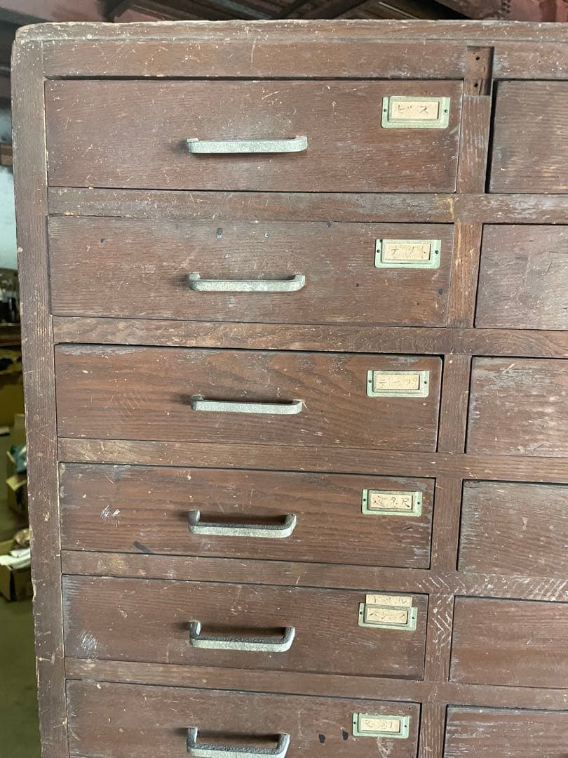 レトロ家具　昭和初期　和製アンティーク　引き出し45杯　使い込まれた風合い