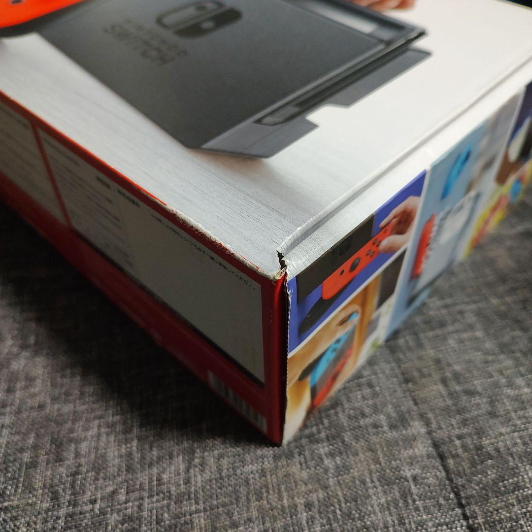 ひ*ぺ様 【箱付き・美品】初代Nintendo Switch ニンテンドー スイ