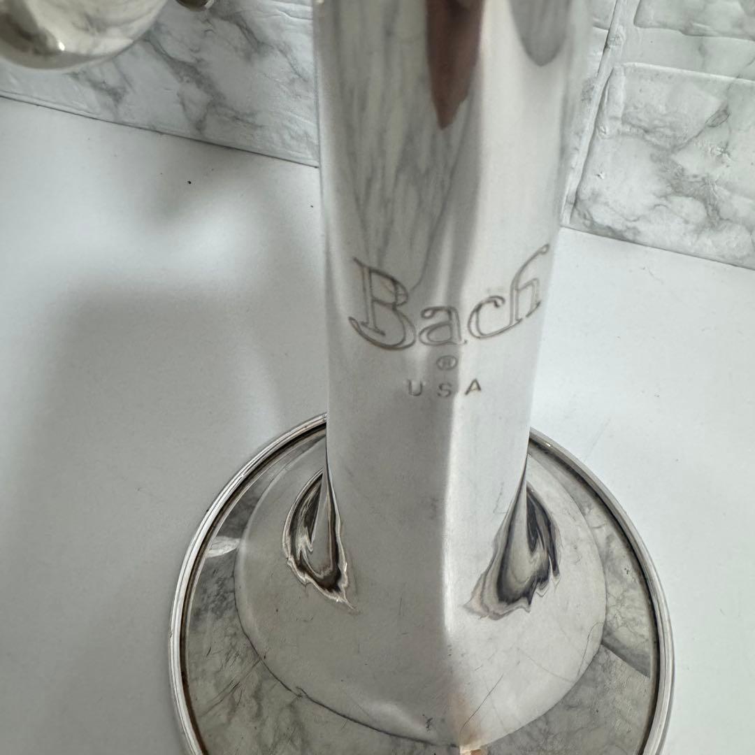 Bach バック　トランペット　TR-300 マウスピースミュート付き　管内洗浄