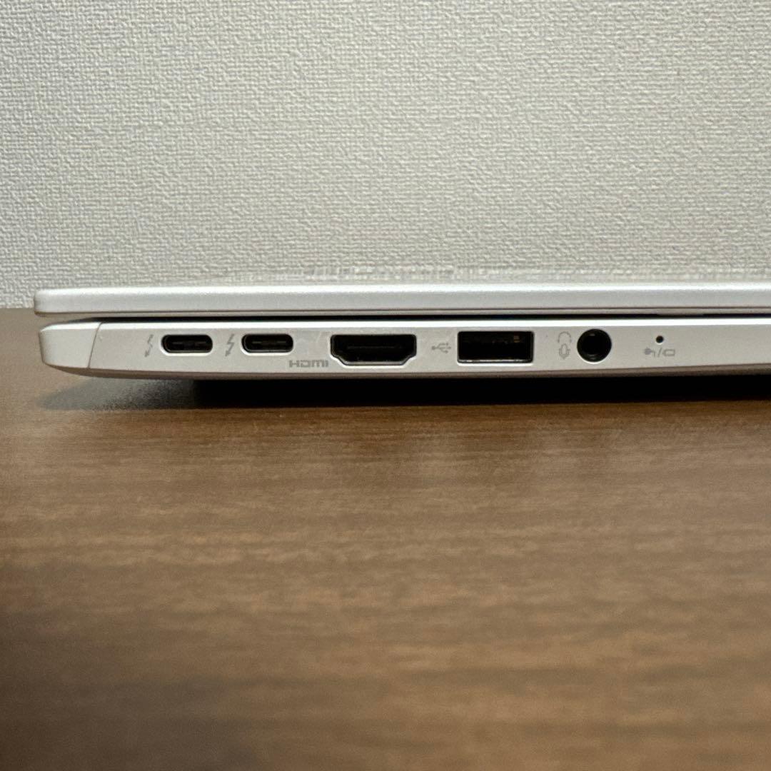 Dynabook 顔認証 Corei5 16GB 226GB フルHD