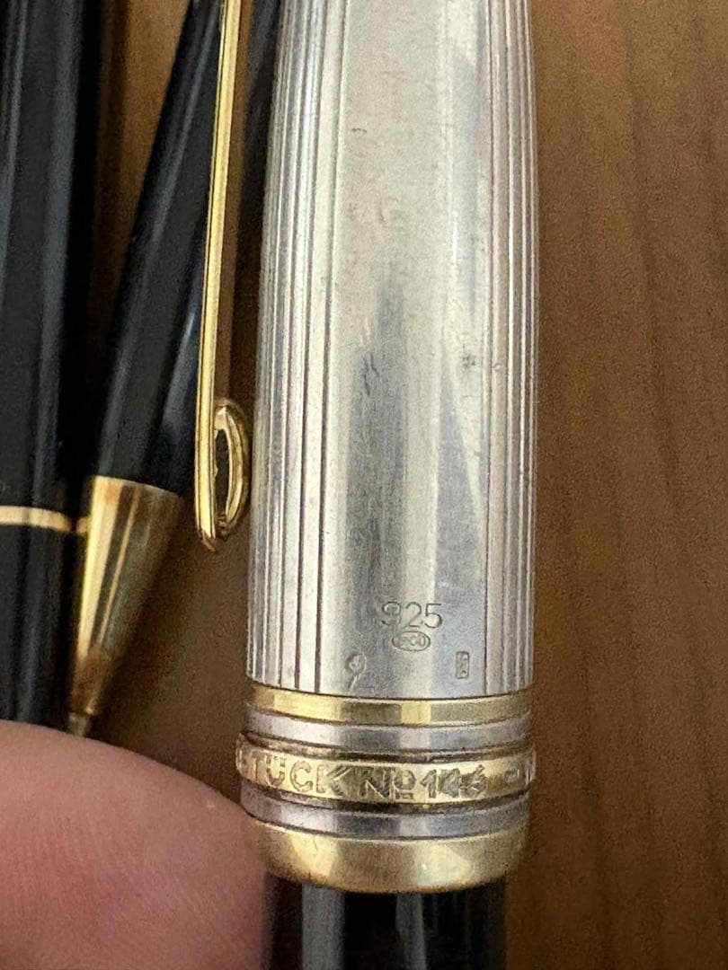 ブ*ス様 黒いボールペンセット