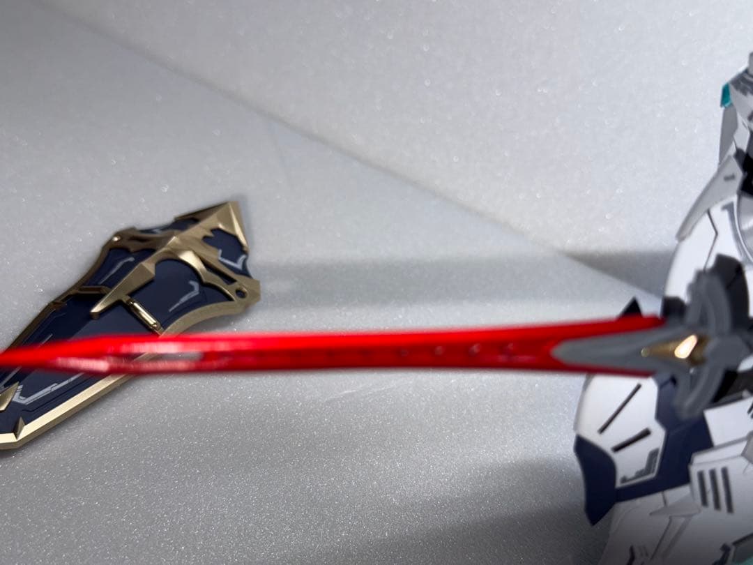 完成品　SNAA　1/144 円卓の騎士トリスタン