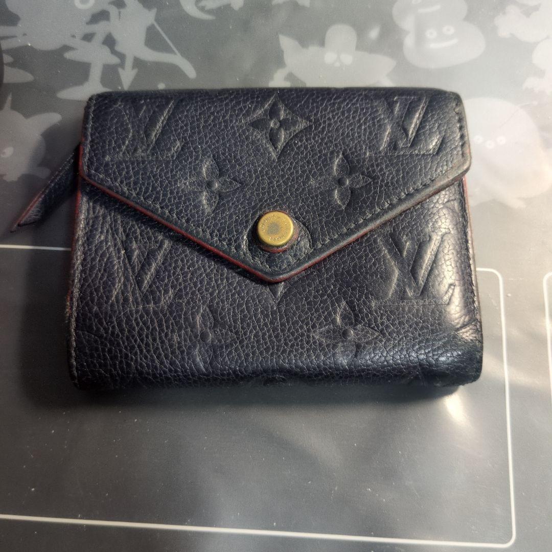 Louis Vuitton ブラックレザー 三つ折り財布
