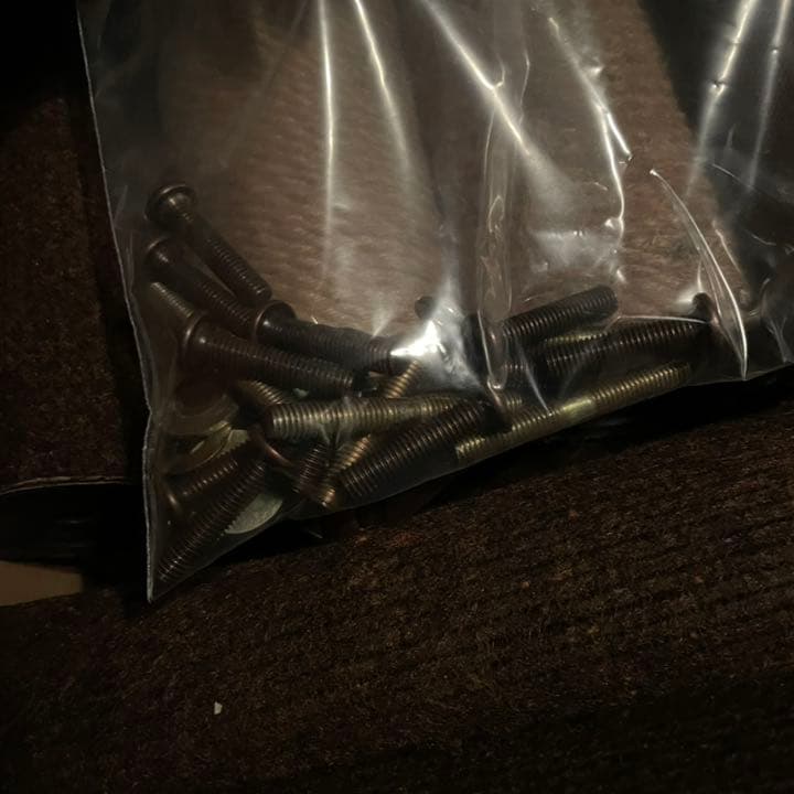 モダンルームスクラッチタワーシングル キャットタワー