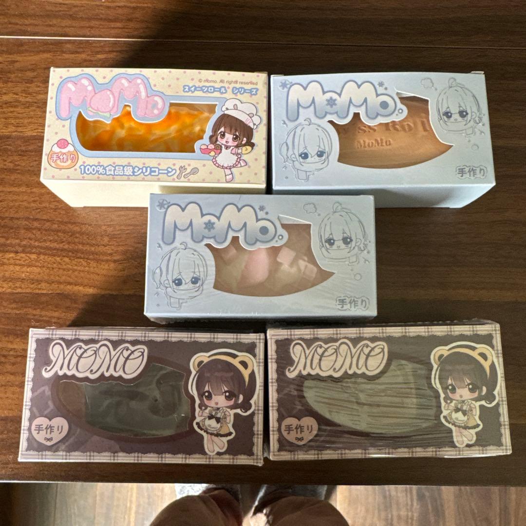 な*ー様 バラ売り❌ momo スクイーズ チーズスライス ロールケーキ チョコ