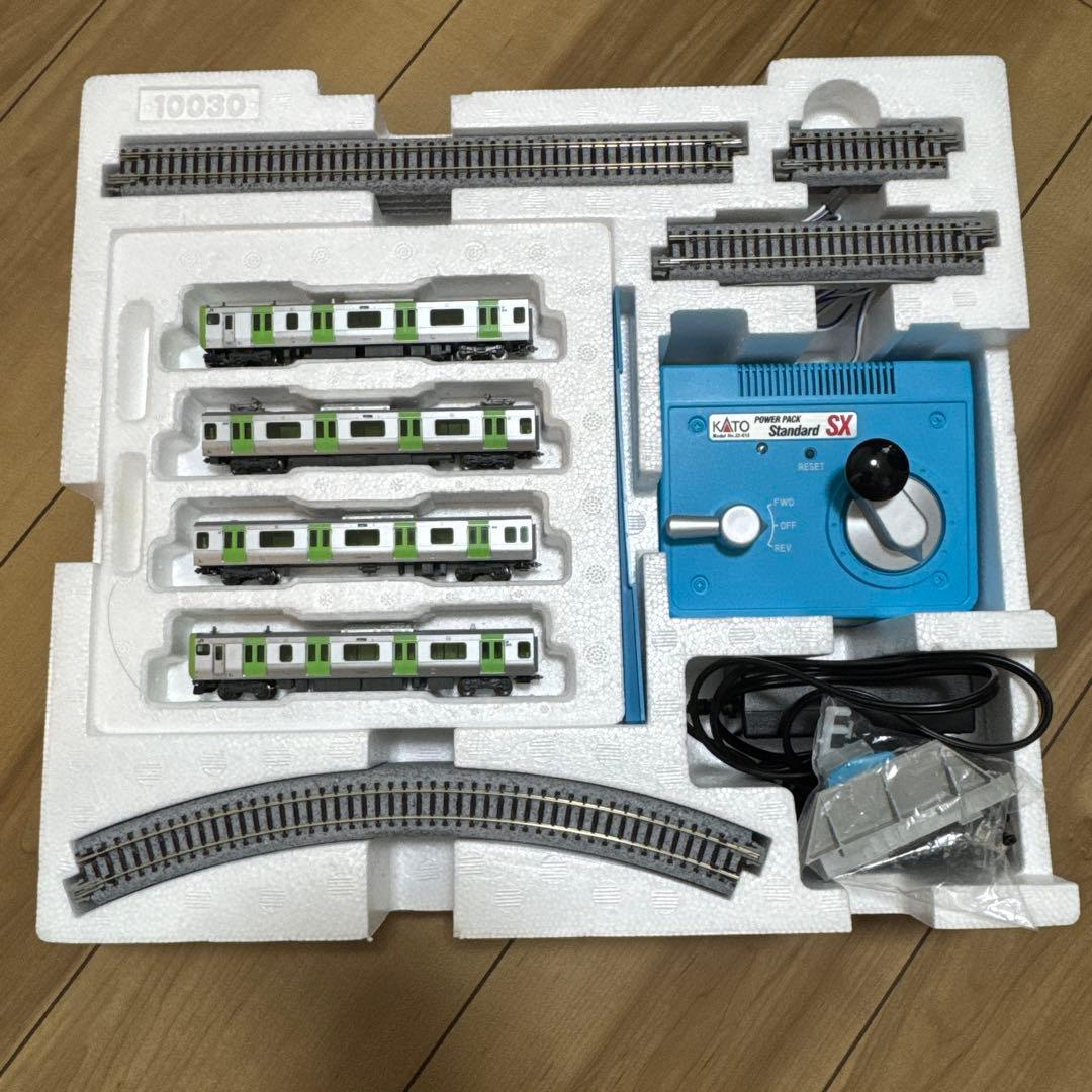 KATO Nゲージ スターターセット E235系 山手線 10-030入門セット