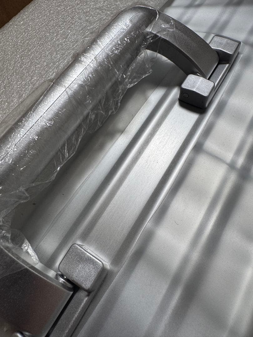 luseike アルミニウム合金製キャリーケース　機内持ち込みサイズ　18インチ